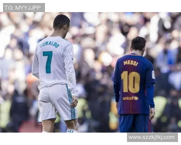 全球足坛顶级球星盘点：从梅西到C罗的传奇之路